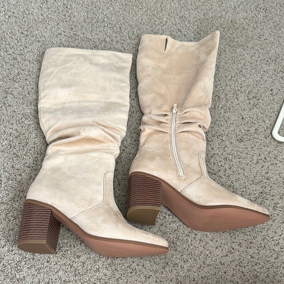 Women's Cream Slouch Boots - Picture 1 of 5